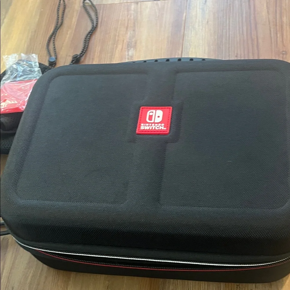 Nintendo Switch Accessory Bundle - Picture 9 of 14